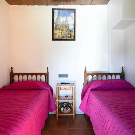 Bed & Breakfast O Forno Do Curro-habitacion Jardin