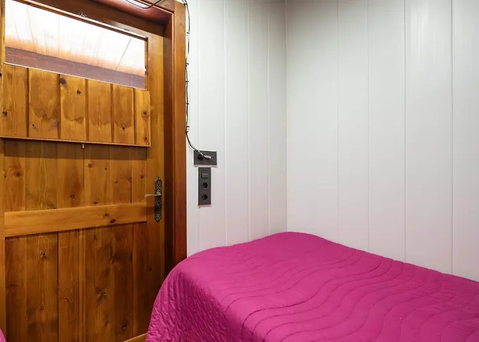 Bed & Breakfast O Forno Do Curro-habitacion Jardin